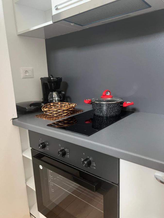 Atrium Apartment Tiran Dış mekan fotoğraf